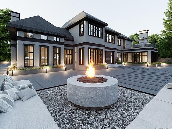 2nd image of 611 Caledonia Road