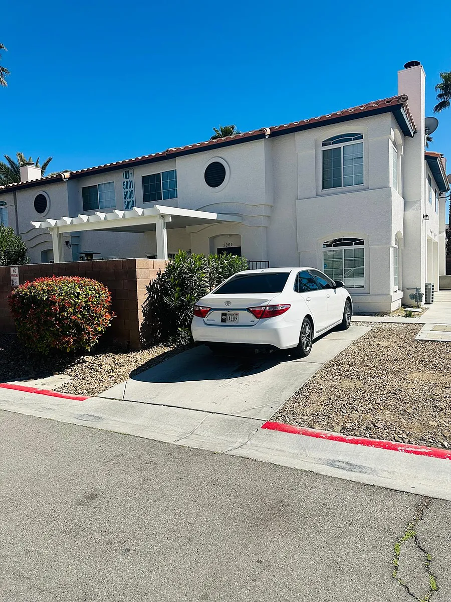 Building Photo - 5005 Starfinder Ave