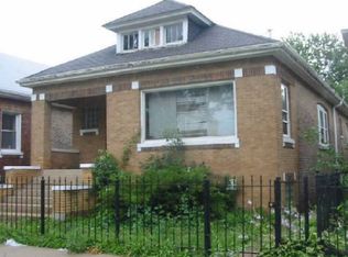 8433 S Burnham Ave, Chicago, IL 60617