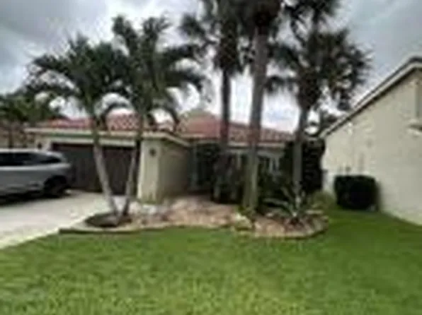 8202 White Rock Cir, Boynton Beach, FL 33436