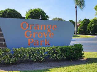 38 Tangerine Ct, Lehigh Acres, FL 33936