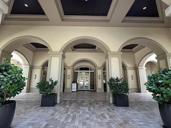 2nd image of 550 Okeechobee Blvd APT 1108