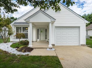 555 Waterford Dr, Manchester, NJ