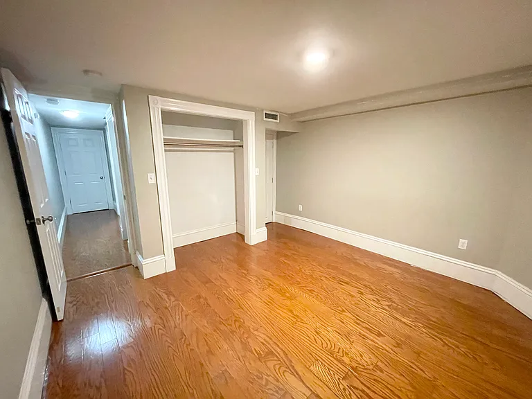 51 Greenwich St — Photo 11