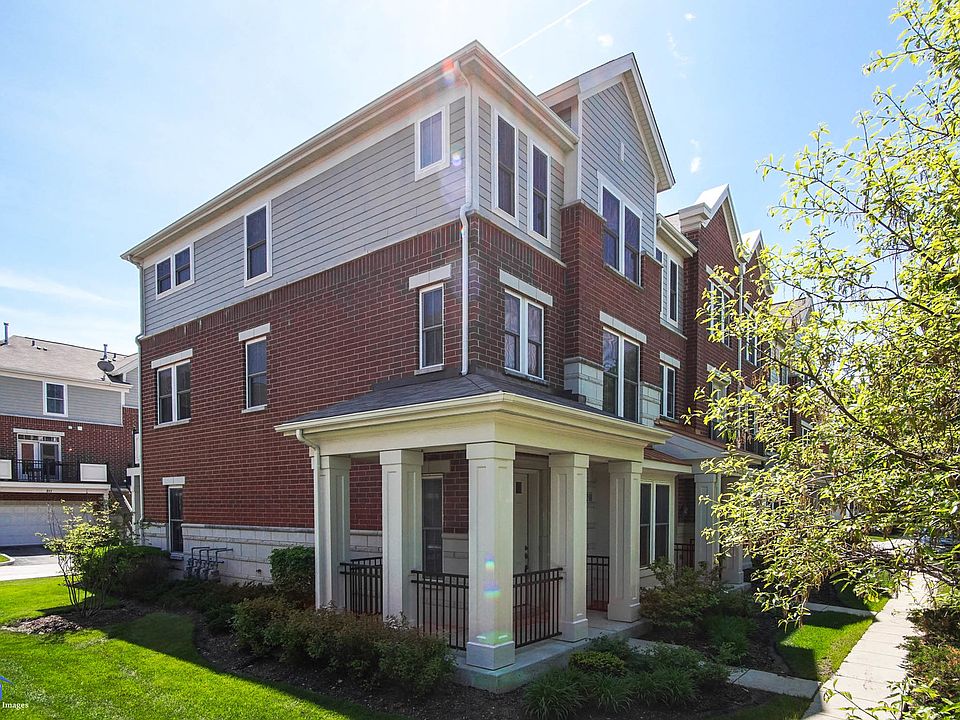 1st image of 220 W Hyde St
