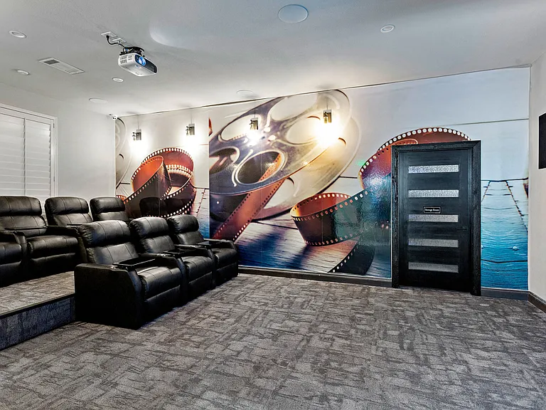 Sonterra Movie Theatre