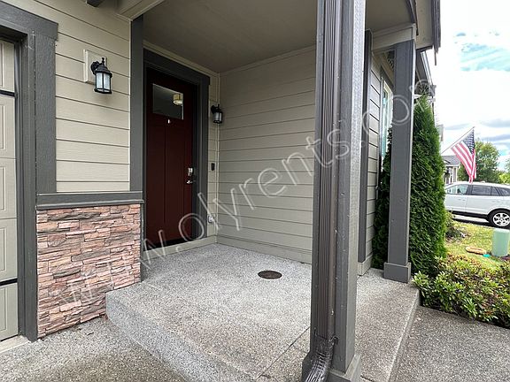 004 Front Patio_07102025