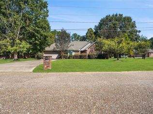 17379 Oak Hollow Dr, Belle Chasse, LA 70454