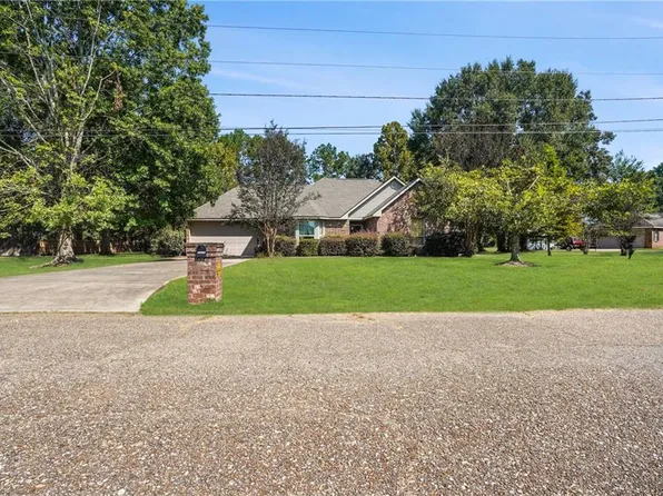 17379 Oak Hollow Dr, Belle Chasse, LA 70454