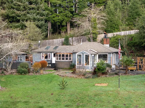 381 S Anderson Creek Rd, Lincoln City, OR 97367