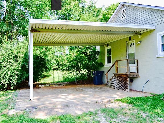 4th image of 315 Shasta Dr