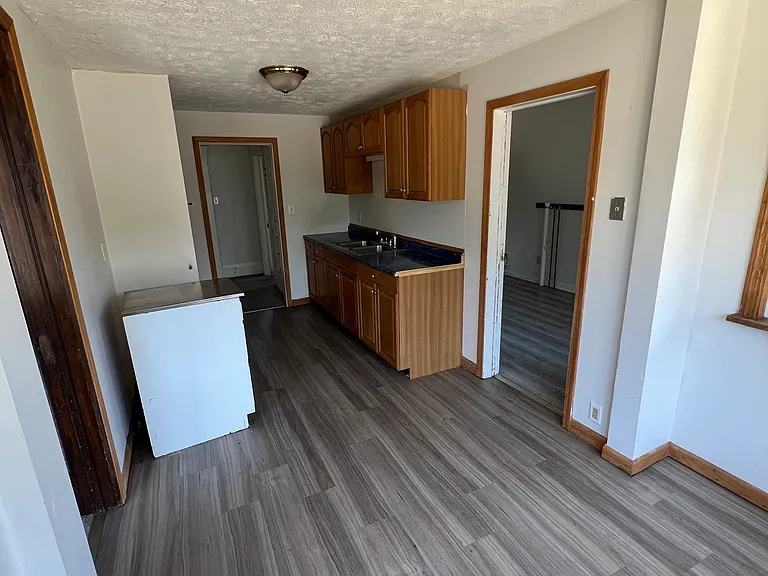 648 Maryland Ave SW — Photo 2