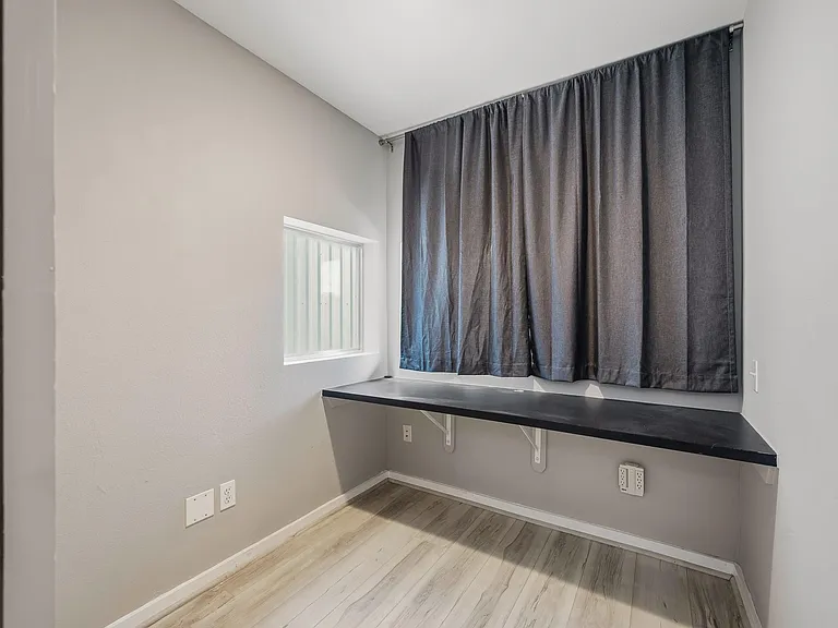 6908 Yellowstone Way Dr — Photo 7
