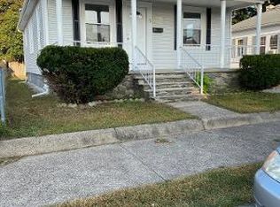 73 1st St, Pawtucket, RI 02861