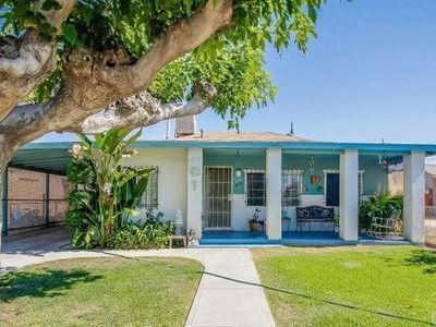 516 Crawford St, Bakersfield, CA, 93305