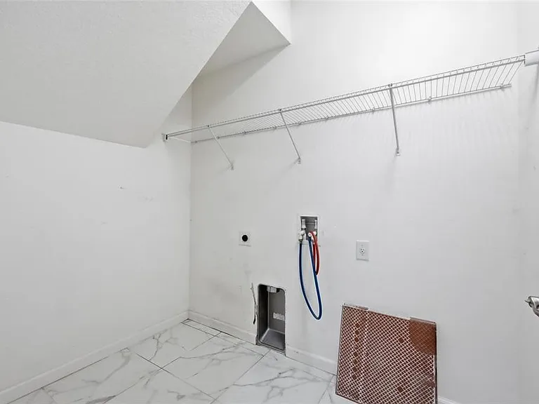 2252 Rush Bay Way — Photo 30