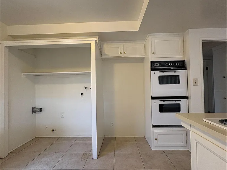 1205 W Cassidy St — Photo 11