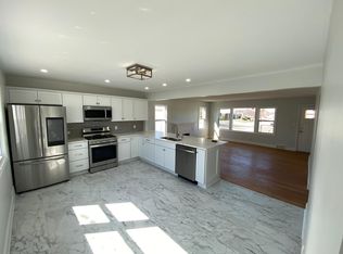 2270 Hamline Ave N, Roseville, MN 55113
