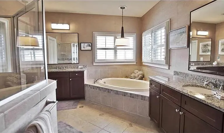553 Woodall Ave NE #A — Photo 25