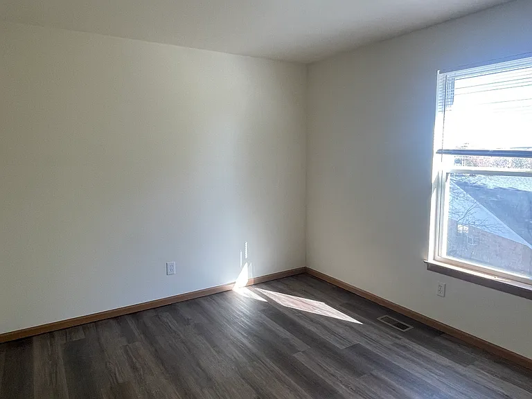 104 K C Heights Dr — Photo 9