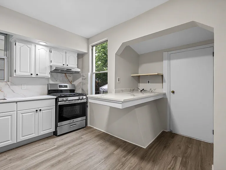 292 Claremont Ave #1 — Photo 1