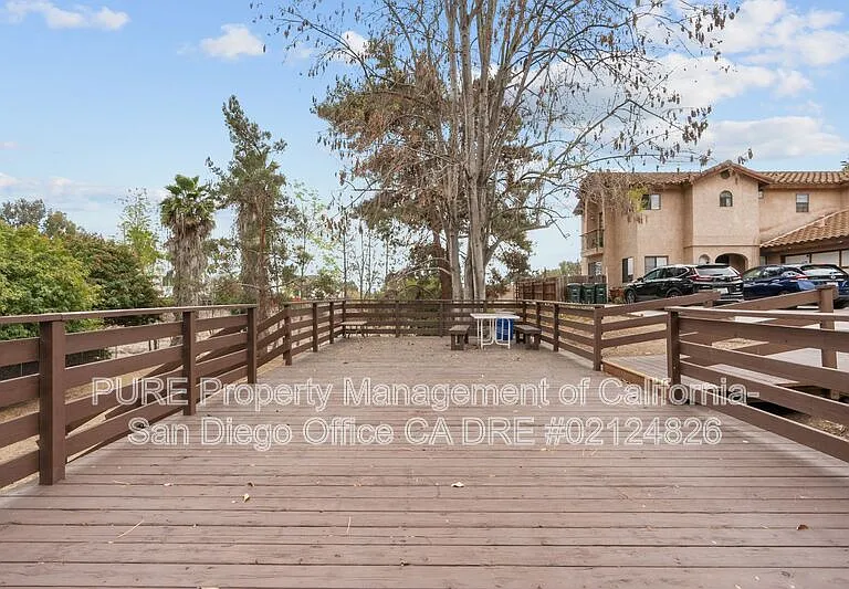 7105 Berry Park Ln — Photo 30