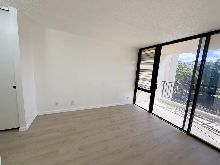 3138 Waialae Ave #609 — Photo 6