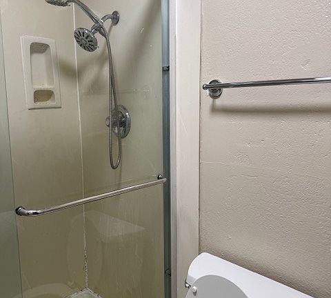 5th image of 4920 Lowry Ct