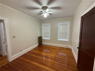 2 bed, 800 sqft, $3,100 — Photo 3