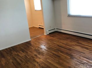 2812 Madison Rd #8, Cincinnati, OH 45209