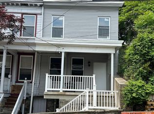 434 E Arch St, Pottsville, PA 17901