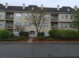 412 Brittany Dr, Wayne, NJ 07470