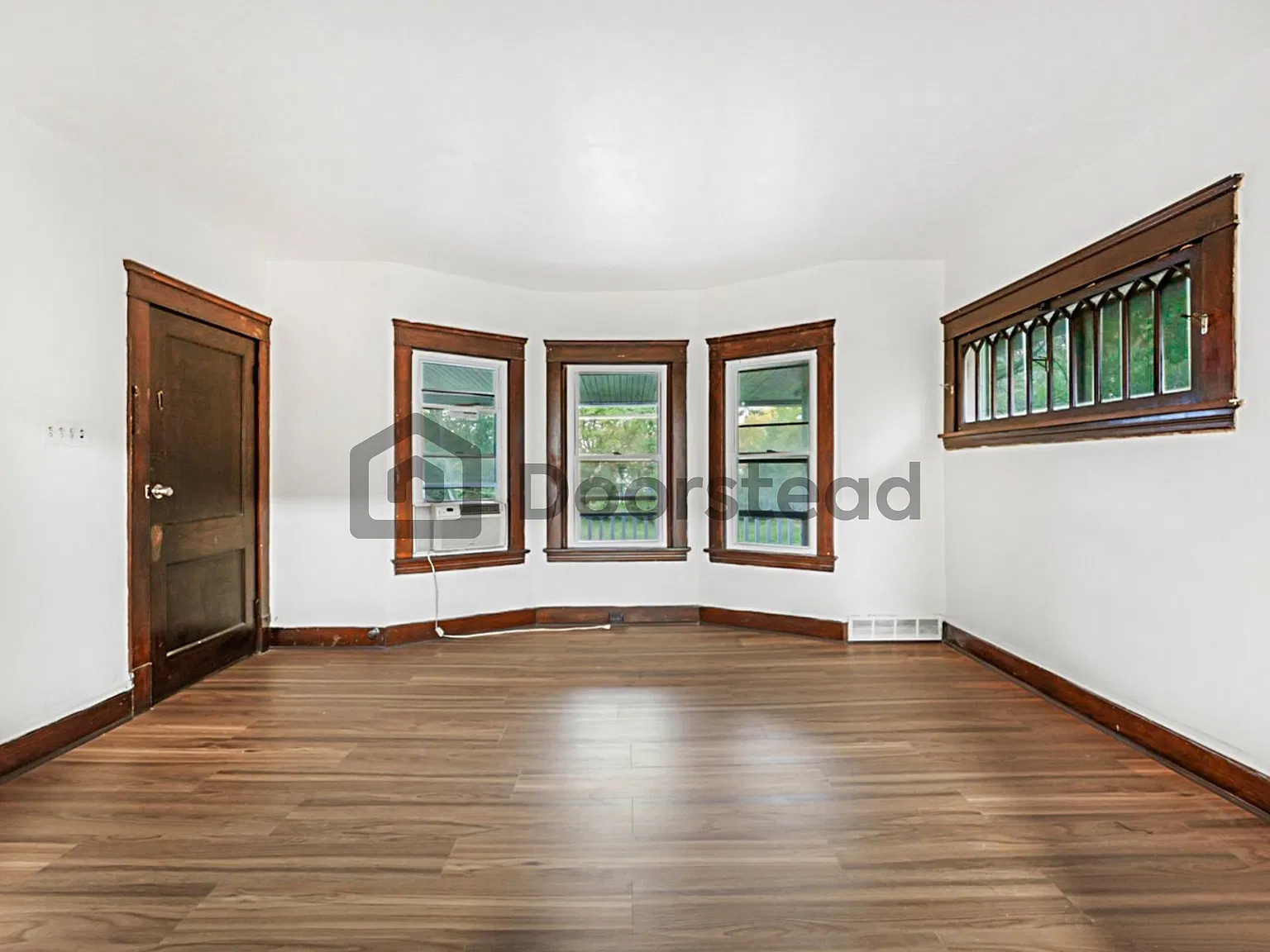 2 bed, 1.0 bath, 1068 sqft, $1,060 — Photo 4