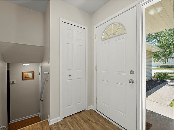 5th image of 1213 Garth Dr