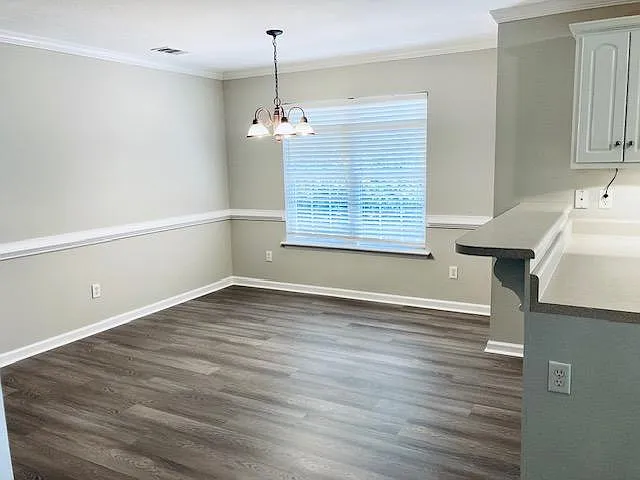 Breakfast Room