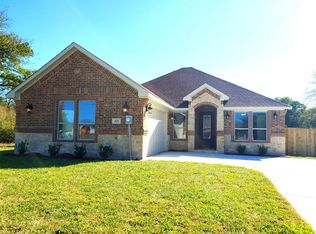 634 Pierson St, Lancaster, TX 75146
