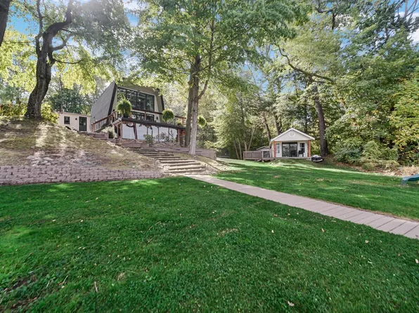 15242 Happy Acres Trl, Plymouth, IN 46563