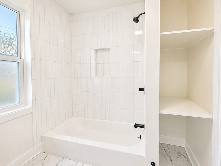 6807 S Artesian Ave #2 — Photo 13