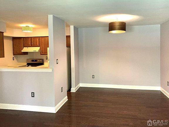 4th image of 1708 Aspen Dr