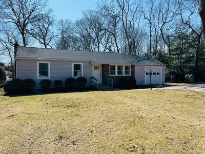 99 West Tiana, Hampton Bays, NY, 11946