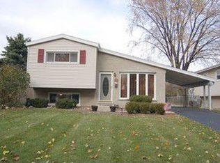 578 Coolidge Ave, Glen Ellyn, IL 60137