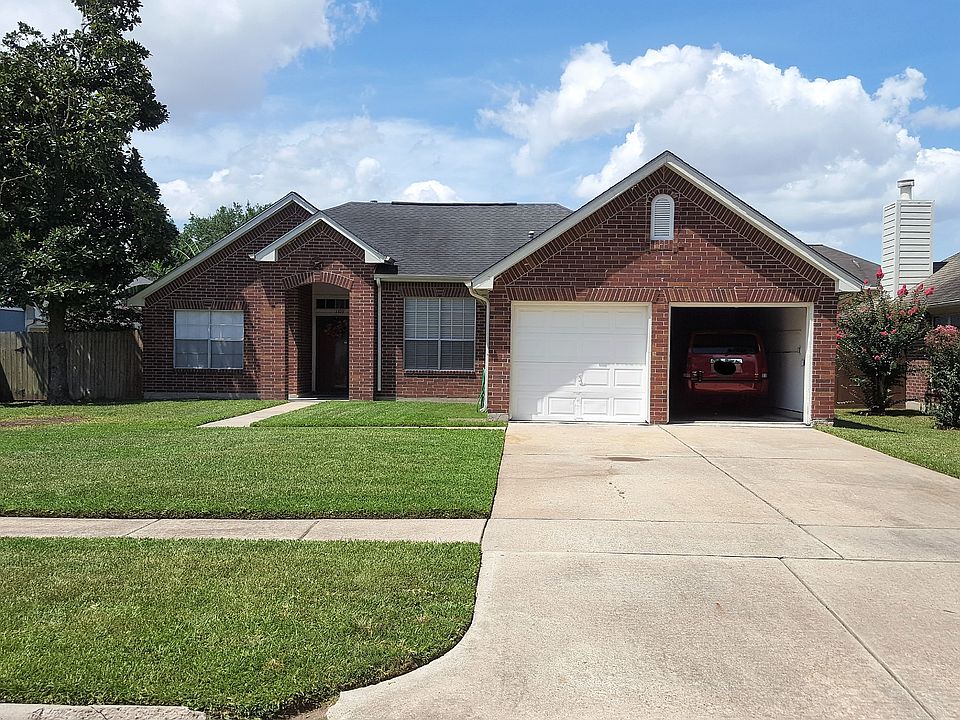 1st image of 1109 Bayou Bend Dr