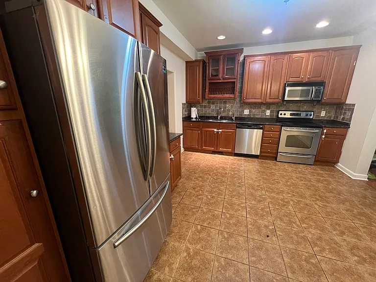 601 Bowers Dr — Photo 23