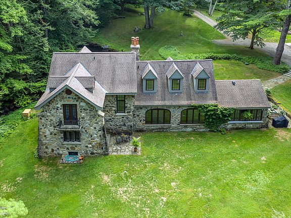 299 Great Hollow Road