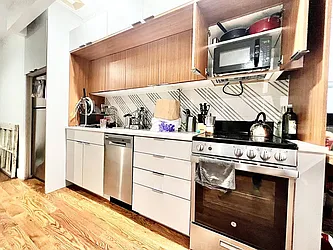 Rented by Doorway NYC, LLC