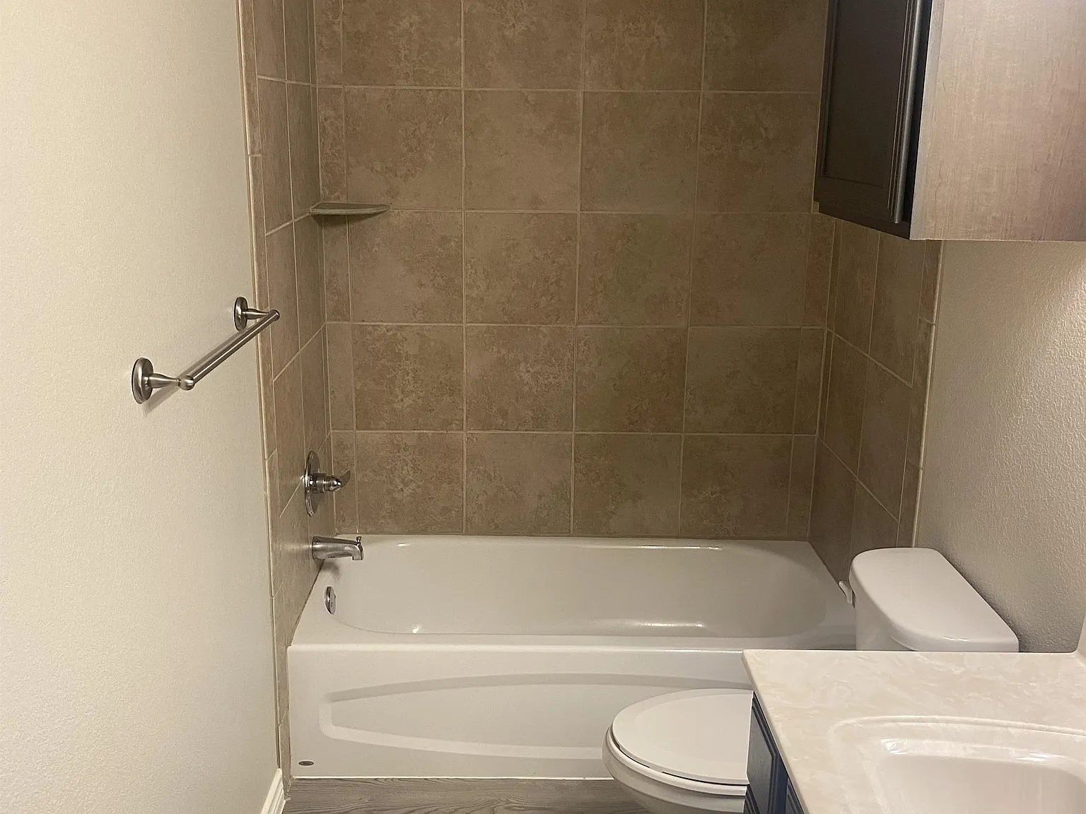 2205 Martin Luther King Junior Boulevard - B — Photo 2