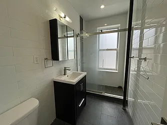 Rented by Sterea Agency