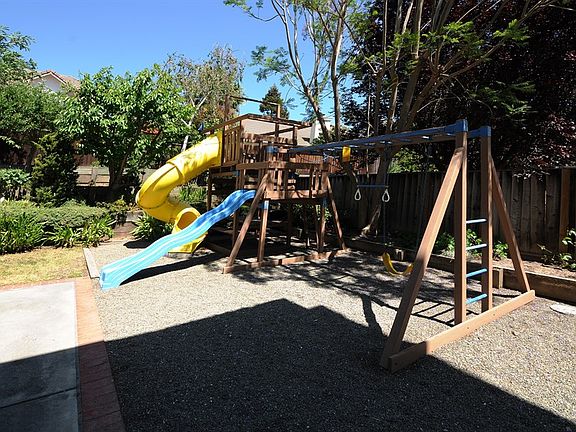 5th image of 48950 Tulare Dr