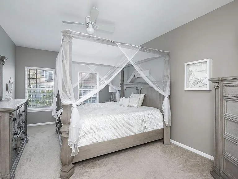 1307 W Lake St #303A — Photo 13