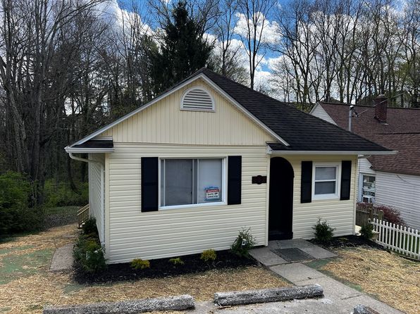 102 Pine St, Beckley, WV 25801